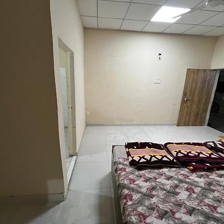Gauri Villa Dwārka Esterno foto